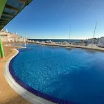 Beachfront 2 Bedroom *