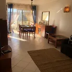 Beachfront 2 Bedroom * Albufeira
