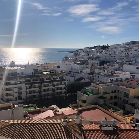 Beachfront 2 Bedroom * Albufeira