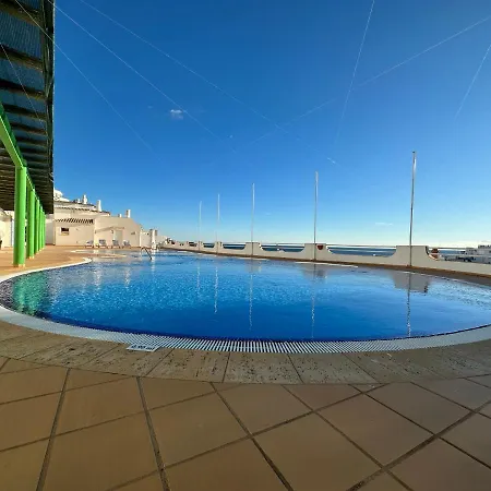 Beachfront 2 Bedroom Albufeira