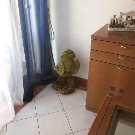 Beachfront 2 Bedroom Албуфейра