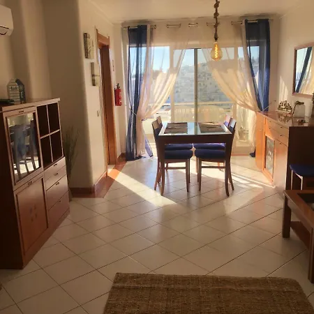 Beachfront 2 Bedroom *