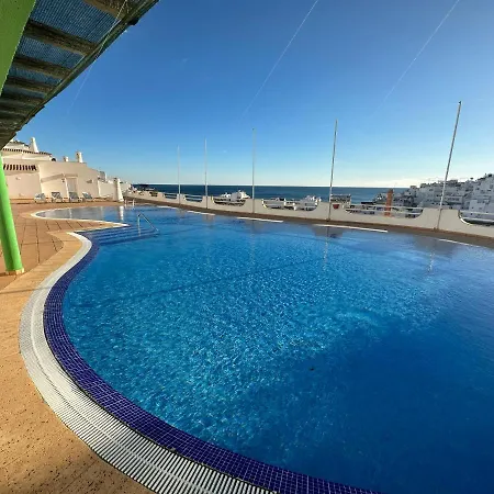 Beachfront 2 Bedroom *