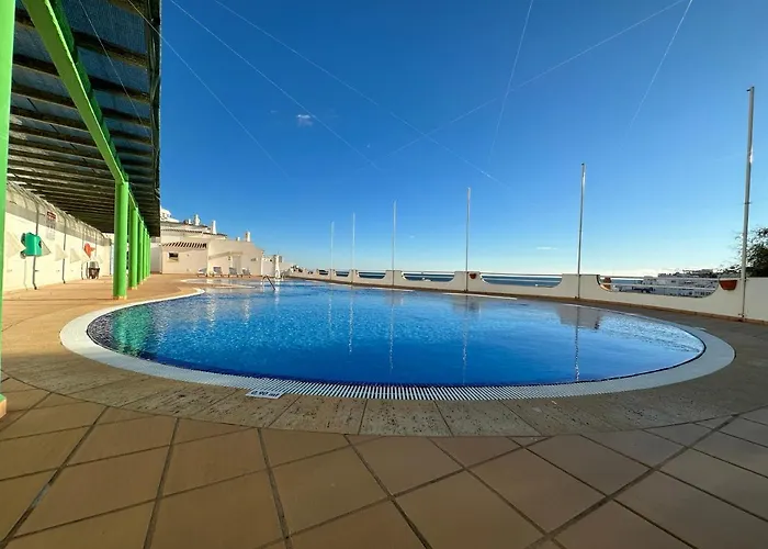 Beachfront 2 Bedroom 알부페이라