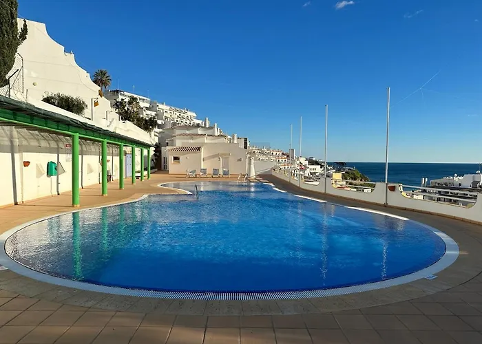 Beachfront 2 Bedroom * 알부페이라